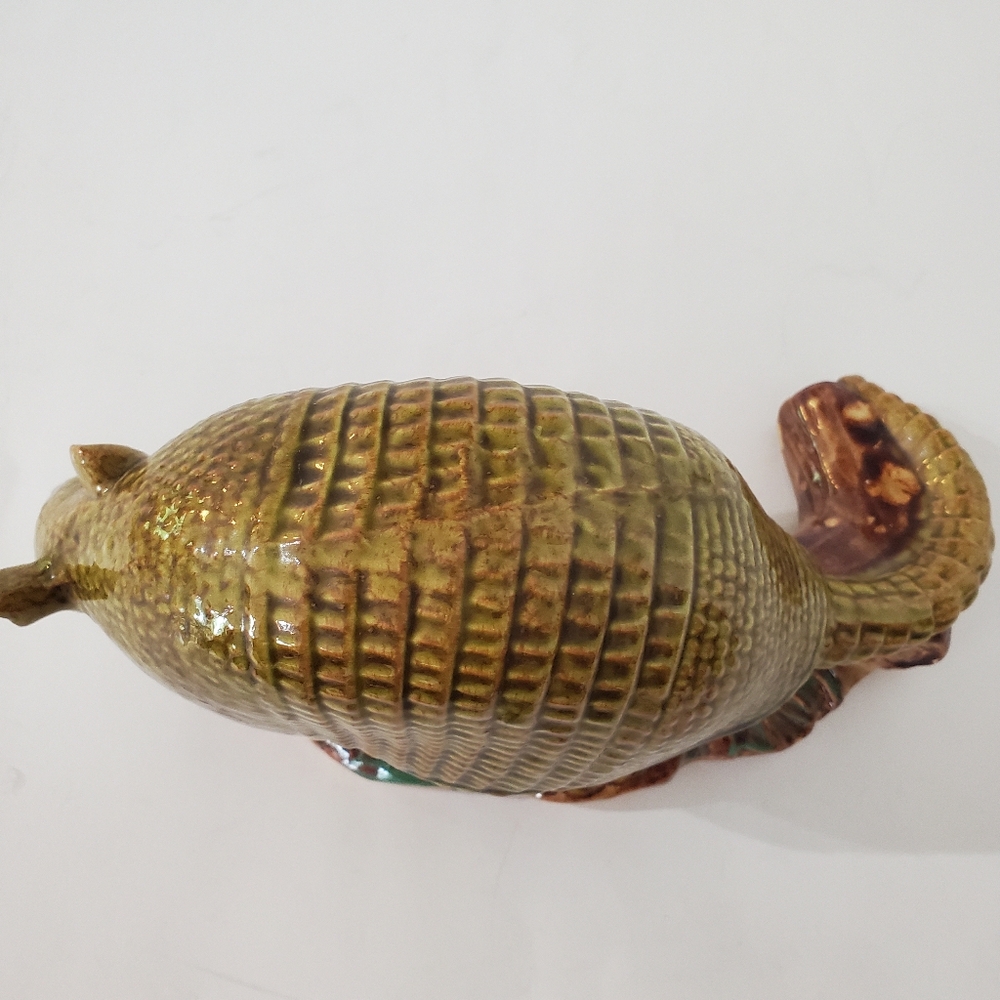Ceramic Armadillo Figure 8.5L x 4.5H x 3.5"W 1996 No Cracks! Gag Gift! Unique! - Picture 6 of 15